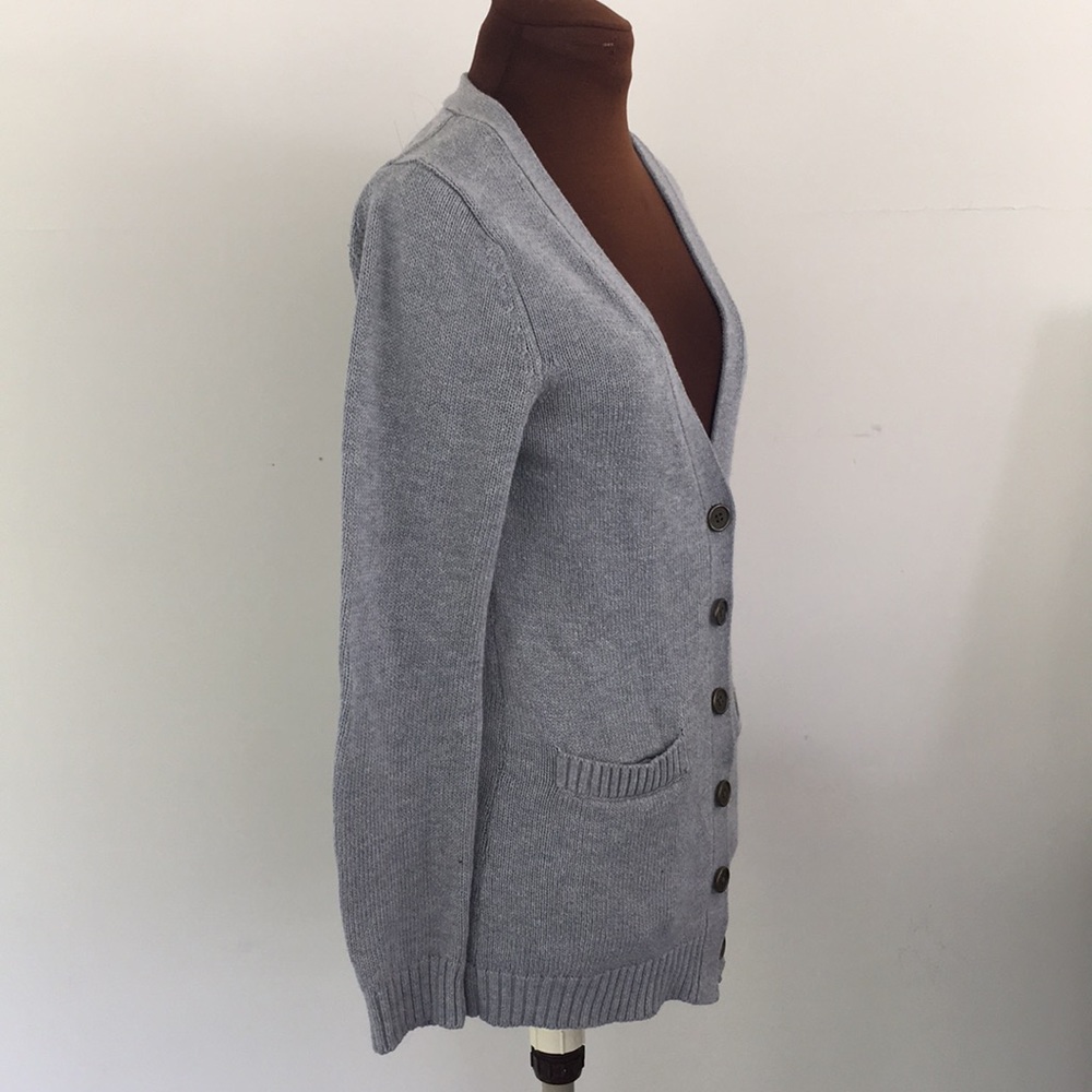 GAP XS gray Knit Buttoned Cardigan Sweater
